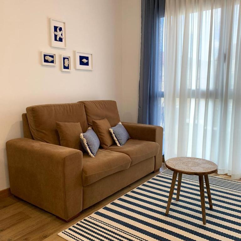 playAguete - One-Bedroom Apartment - 7
