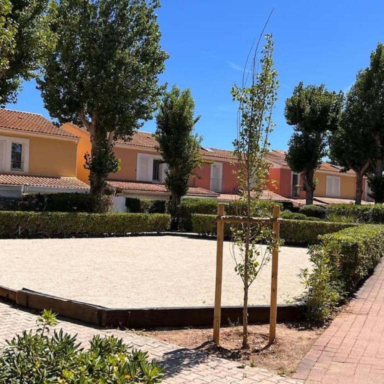 Appartement Marseillan Plage - Three-Bedroom Apartment - 21