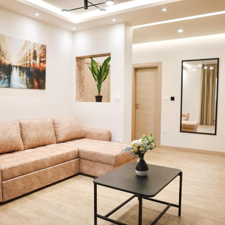 Apartments N & S - Private Parking & 1 minute to the Beach - Deluxe One Bedroom Apartment with Terrace - 17