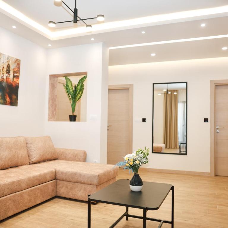 Apartments N & S - Private Parking & 1 minute to the Beach - Deluxe One Bedroom Apartment with Terrace - 18