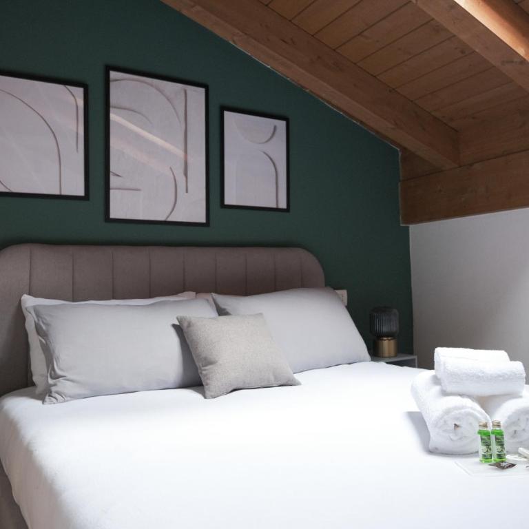 CharmEscape OldTown - 6 min walk to Bernina Express - Apartment with Mountain View - 17