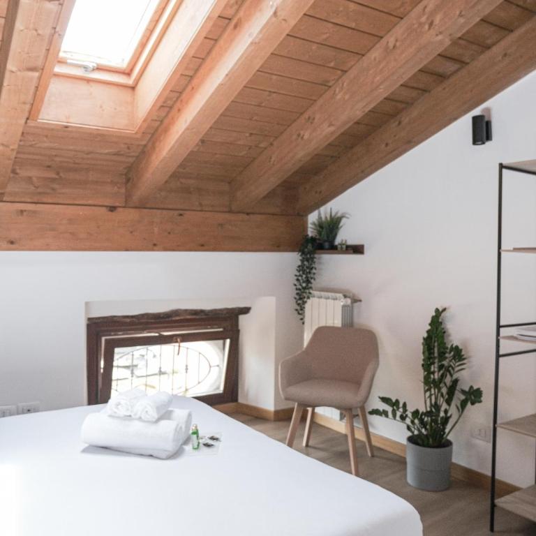 CharmEscape OldTown - 6 min walk to Bernina Express - Apartment with Mountain View - 16