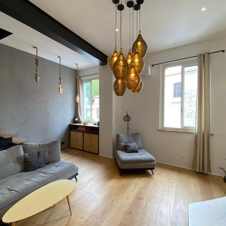 06BX Superbe loft - 100m2 - 6 personnes - Appartement - 18