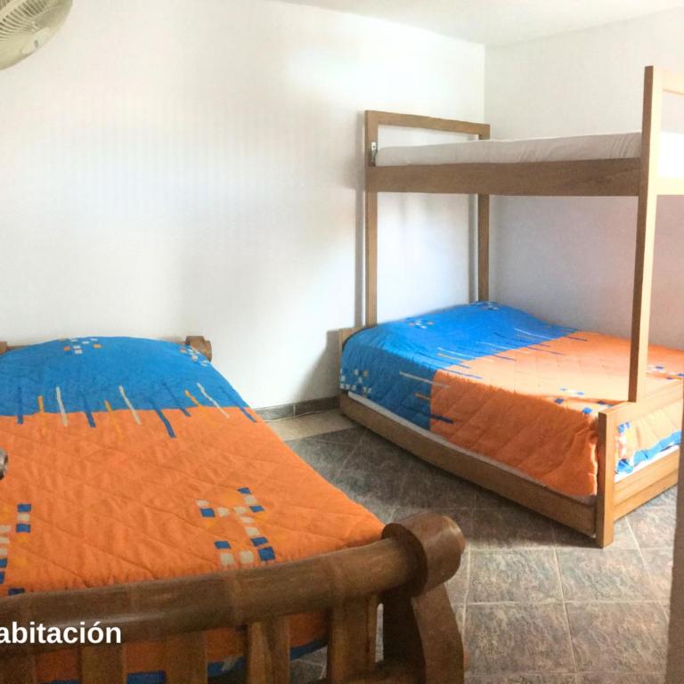 ""Apto 2 Habit, 4 piscinas, Dcto GENIUS, Check in-out extendidos, a 1 cuadra del parque -Ciudadela del Sol-"" - Two-Bedroom Apartment with Pool View - 19