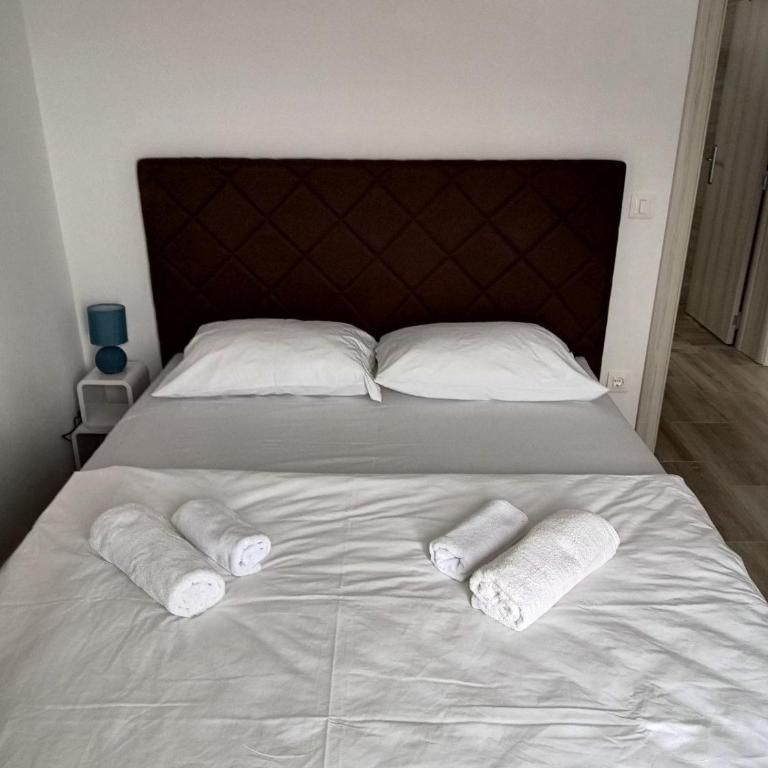 Darija - One-Bedroom Apartment - 6