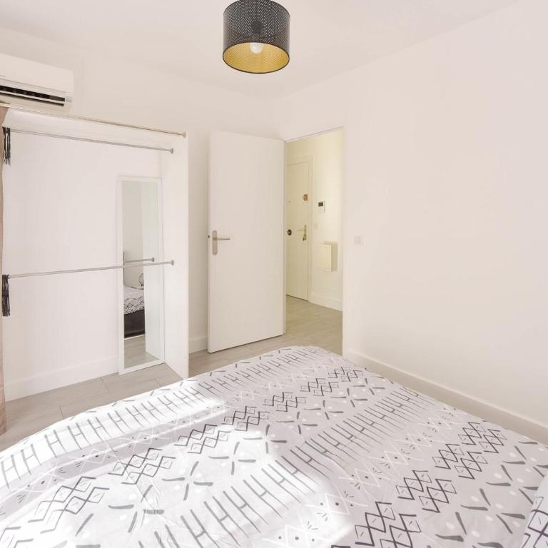 Apartment with Terrace walk to Beaches & Shopping - Appartement - 5