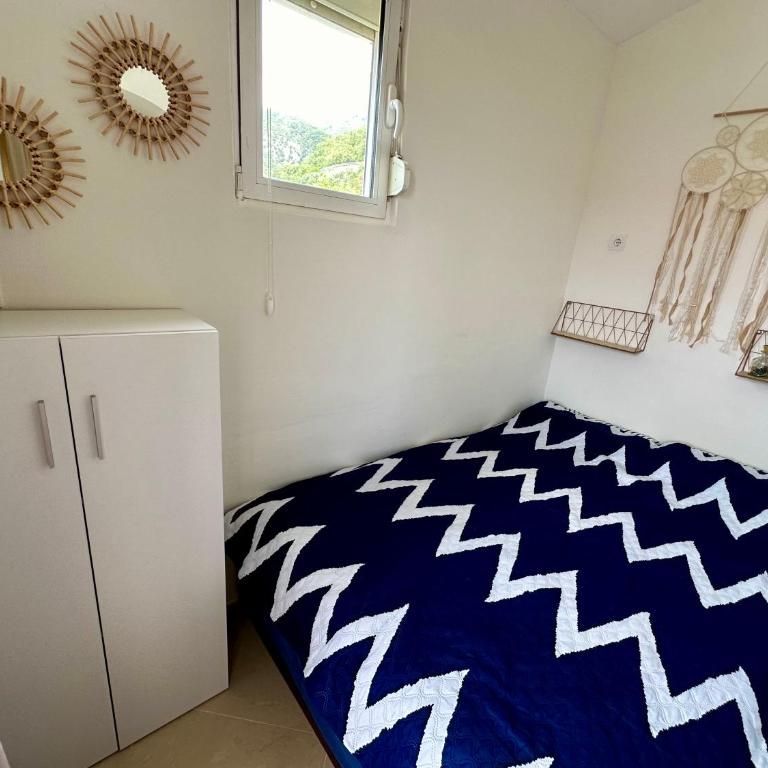 Summer Apartment Petrovac - Two-Bedroom Apartment with Balcony and Sea View - 20