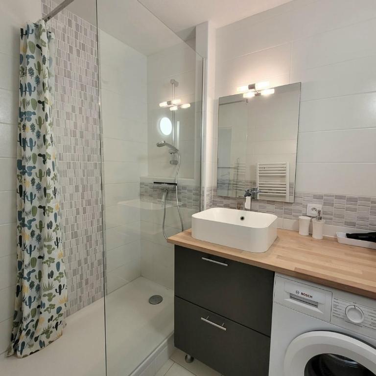Canet-en-Roussillon - 4 personnes - T2 - Parking privé - Climatisation - FR-1-794-102 - Appartement - 14