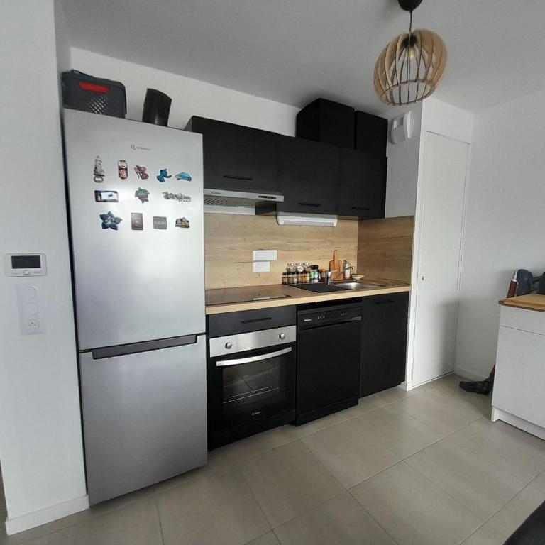 T2 moderne avec terrasse ensoleillée et parking au centre d'Anglet, proche des plages - One-Bedroom Apartment - 6