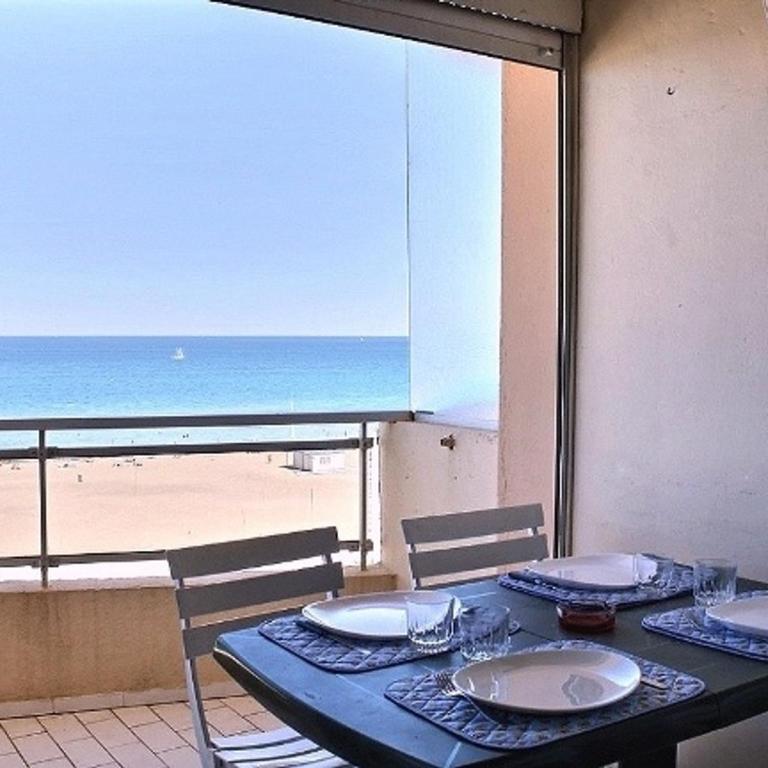 Canet-en-Roussillon - T3 pour 6 personnes avec Parking et Wifi - FR-1-794-111 - Apartment - 2