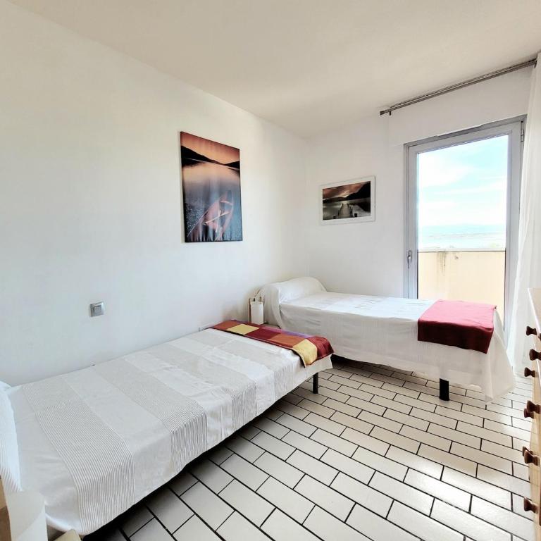Canet-en-Roussillon - T3 pour 6 personnes avec Parking et Wifi - FR-1-794-111 - Apartment - 12