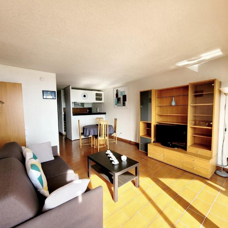 Canet-en-Roussillon - T2 Alcôve - 4 pers - Parking - Loggia - Ascenseur - 1 étoile - FR-1-794-119 - Appartement - 5