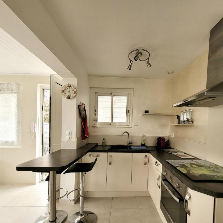 Maison T3 climatisée à Canet - 6 pers, terrasse, parking, proche mer - FR-1-794-134 - Maison de Vacances - 7