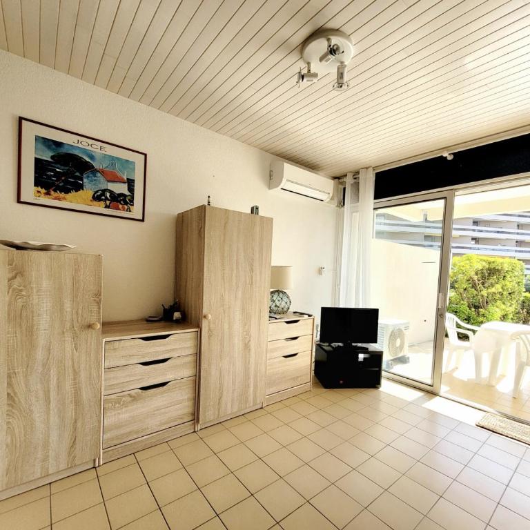 Studio cabine avec terrasse, accès direct plage, WIFI, clim, parking privé - 4 pers. - FR-1-794-149 - Monolocale - 7