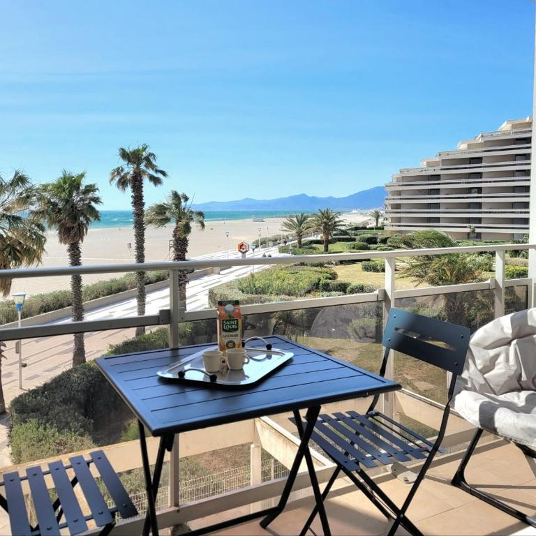 Canet-en-Roussillon T2 Moderne - Parking - Clim - 2ème étage avec ascenseur - 4 pers - FR-1-794-136 - Appartement - 1