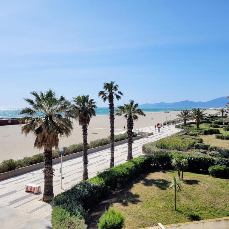 Canet-en-Roussillon T2 Moderne - Parking - Clim - 2ème étage avec ascenseur - 4 pers - FR-1-794-136 - Appartement - 2