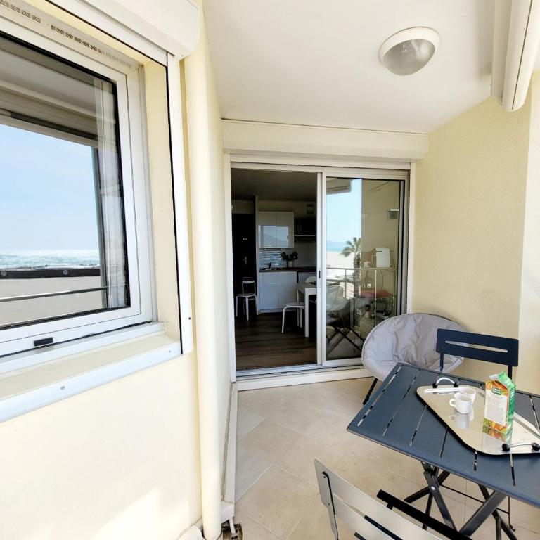 Canet-en-Roussillon T2 Moderne - Parking - Clim - 2ème étage avec ascenseur - 4 pers - FR-1-794-136 - Appartement - 11