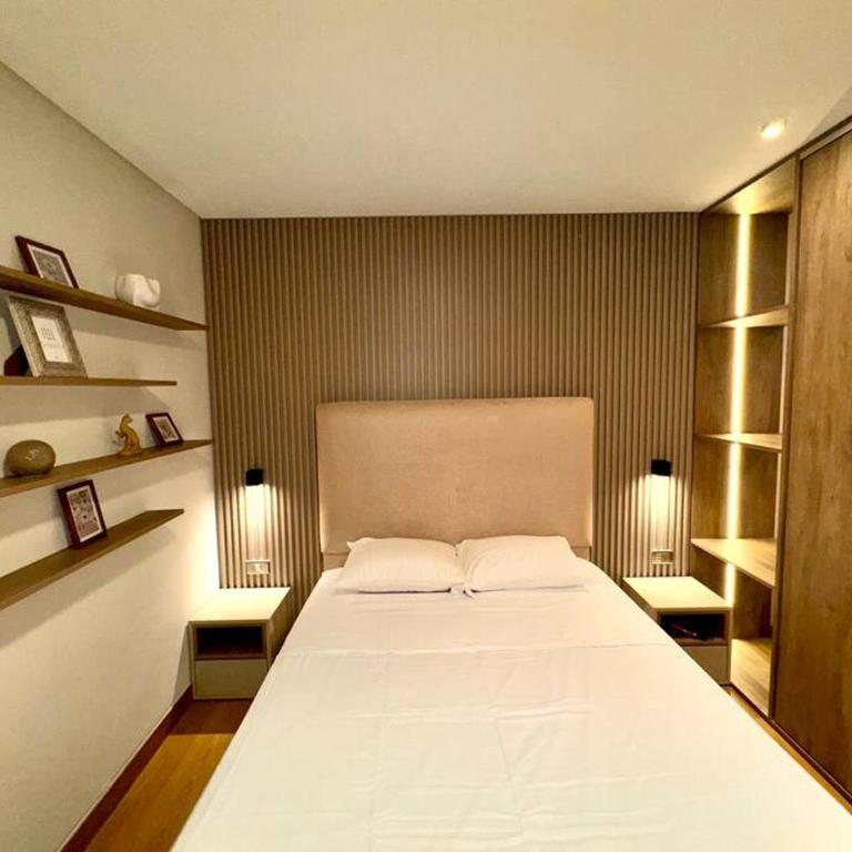 Apto Ejecutivo en Zona Universitaria Equipetrol Wifi Piscina Comodidad - One-Bedroom Apartment - 16