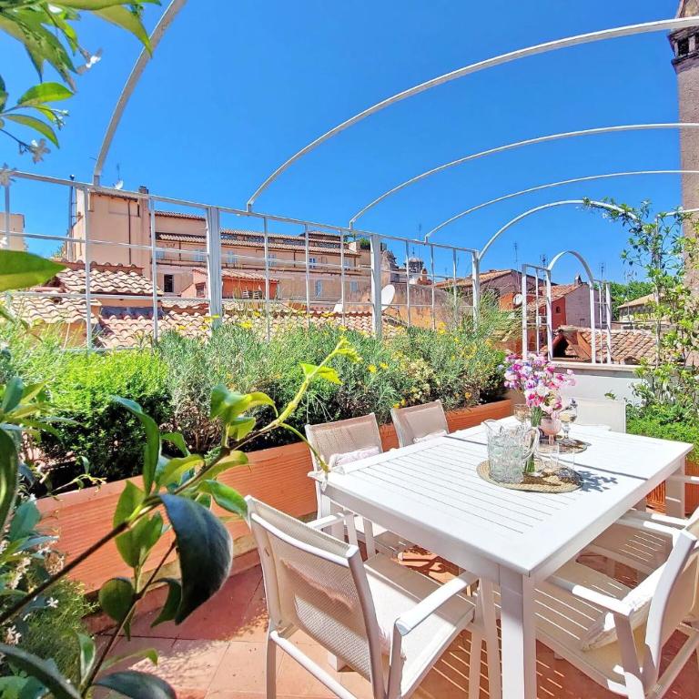 Magical Navona Duplex With Terrace by Halldis - Apartment - 9