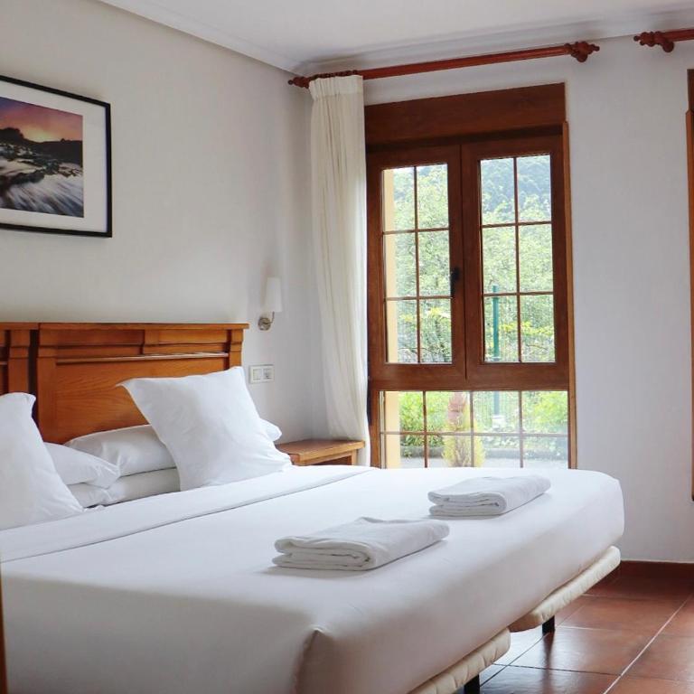 Hotel Pugide - Superior Double Room - 3