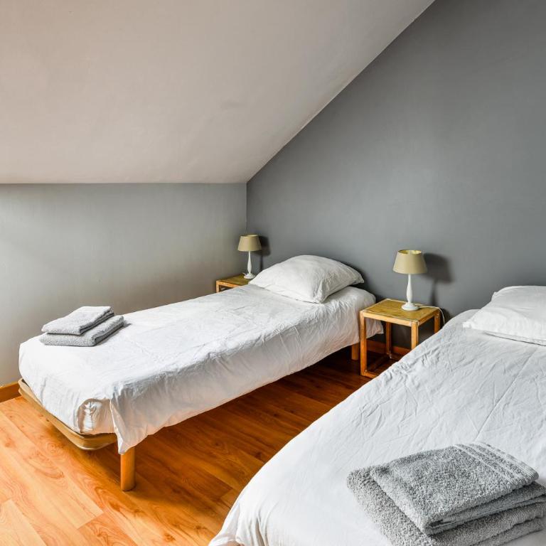 Appartement spacieux et lumineux - Centre - Bord Loire - Climatisation - Wifi - Tout Confort - Appartement 2 Chambres - 3