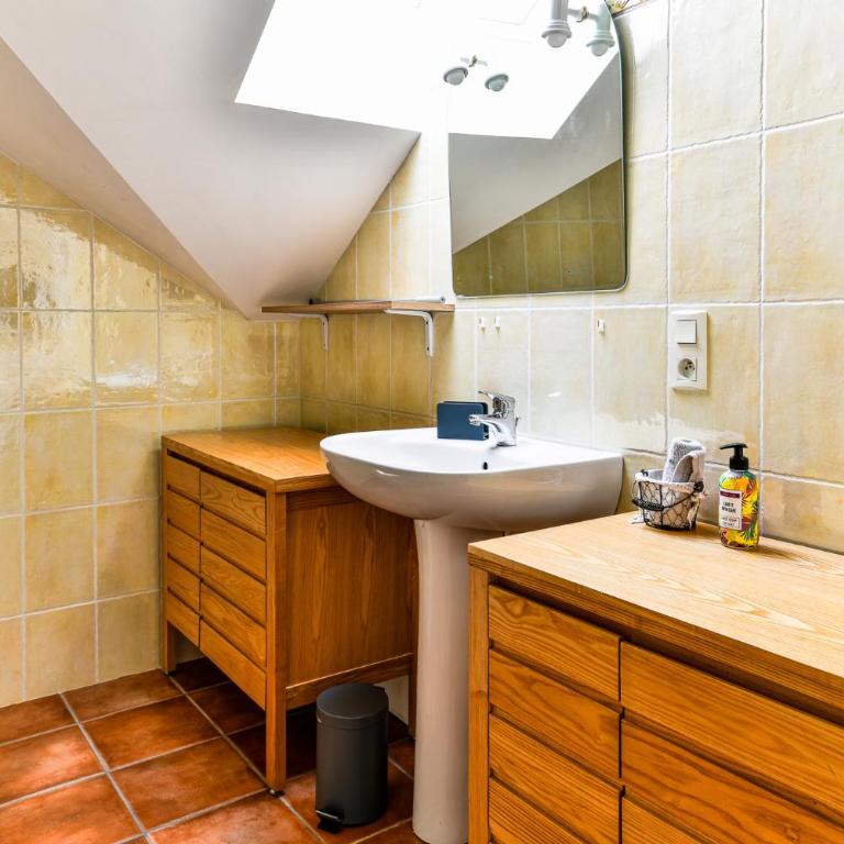 Appartement spacieux et lumineux - Centre - Bord Loire - Climatisation - Wifi - Tout Confort - Appartement 2 Chambres - 7