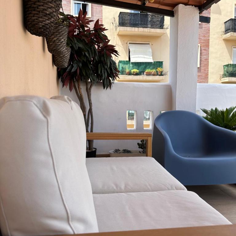 Slow Room Valencia - Double Room with Shared Bathroom and Shared Terrace - 3