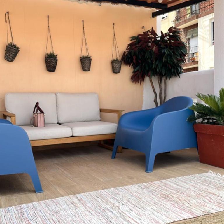 Slow Room Valencia - Double Room with Shared Bathroom and Shared Terrace - 1