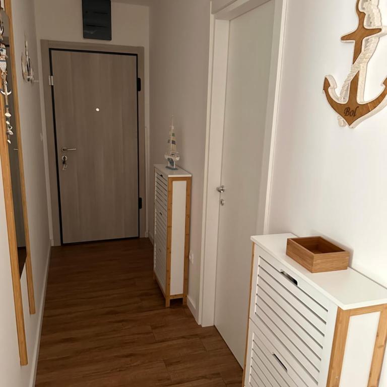 Donald Duck - One-Bedroom Apartment - 11
