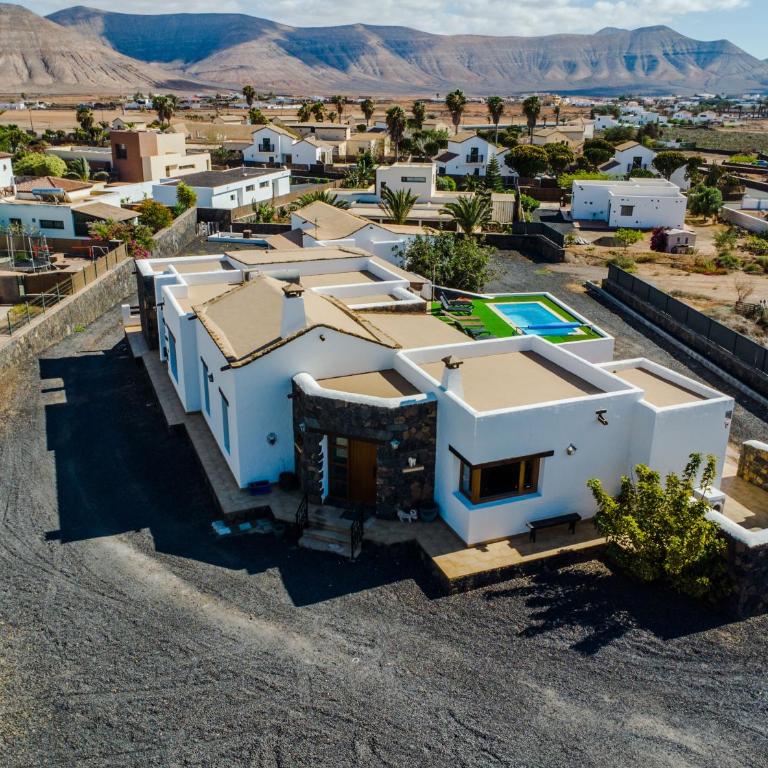 Villa Volcan2 Rural Private Pool la Oliva by Holidays Home - Villa de 3 dormitorios - 26