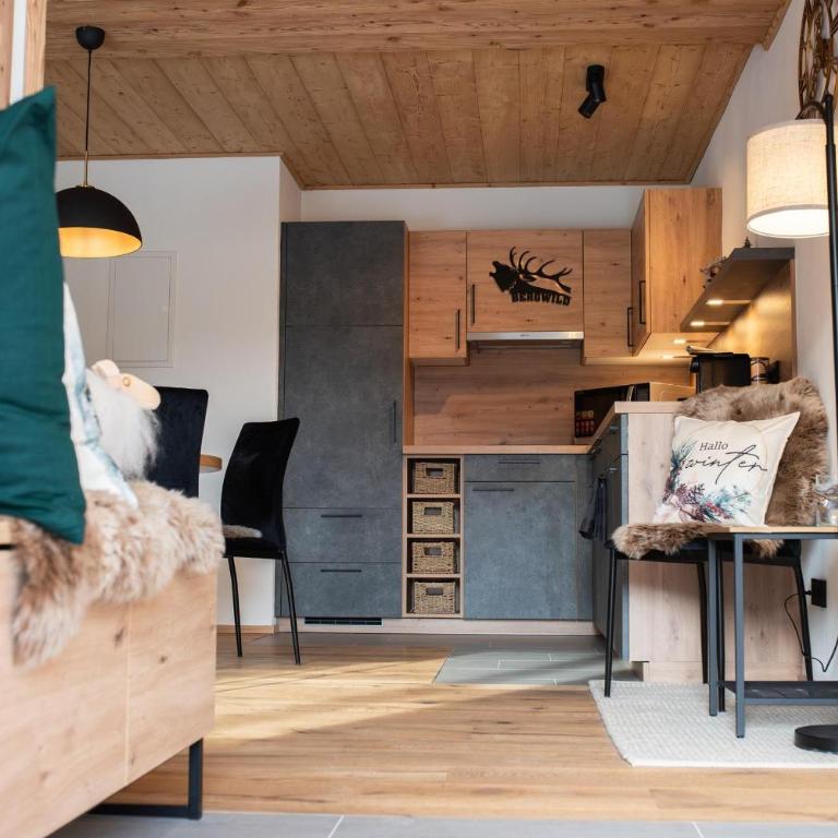 Appartement Bergwild - Two-Bedroom Apartment with Bath - 18
