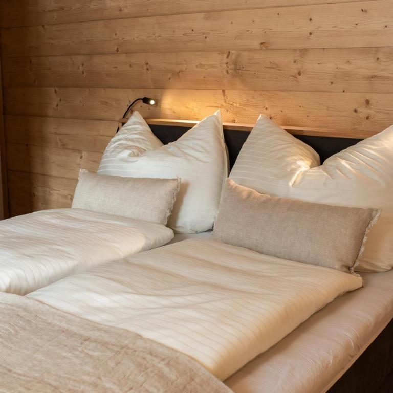 Appartement Bergwild - Two-Bedroom Apartment with Bath - 11