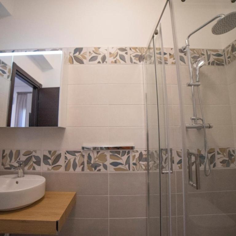 Medoro Camere Milazzo - Camera Matrimoniale/Doppia con Letti Singoli con Bagno Privato - 8