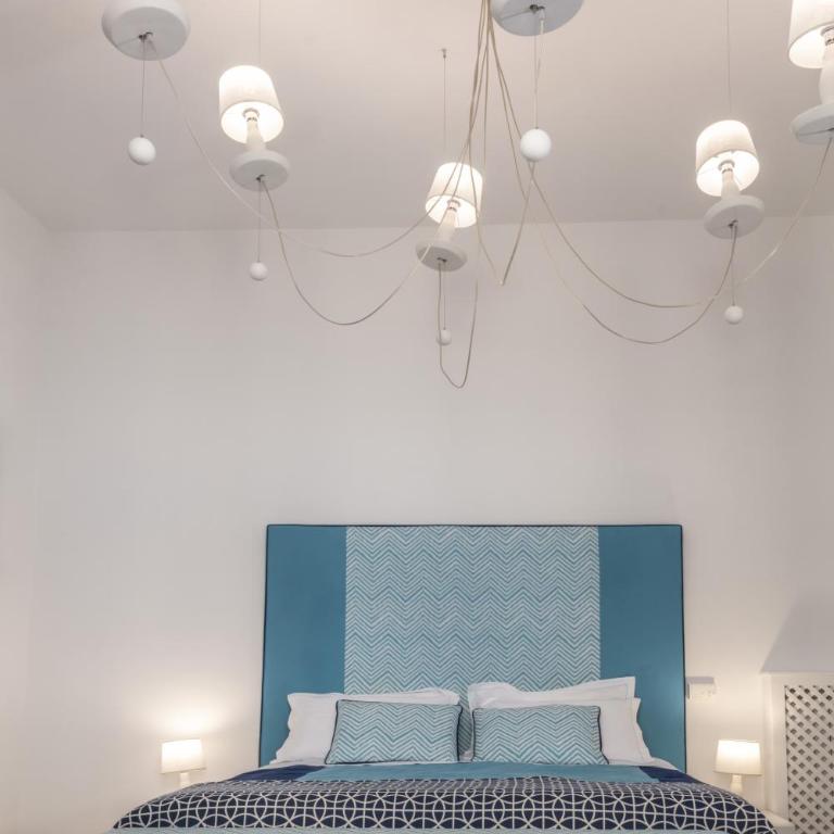 Mya Home Luxury Apartments - Superior Apartment - 13