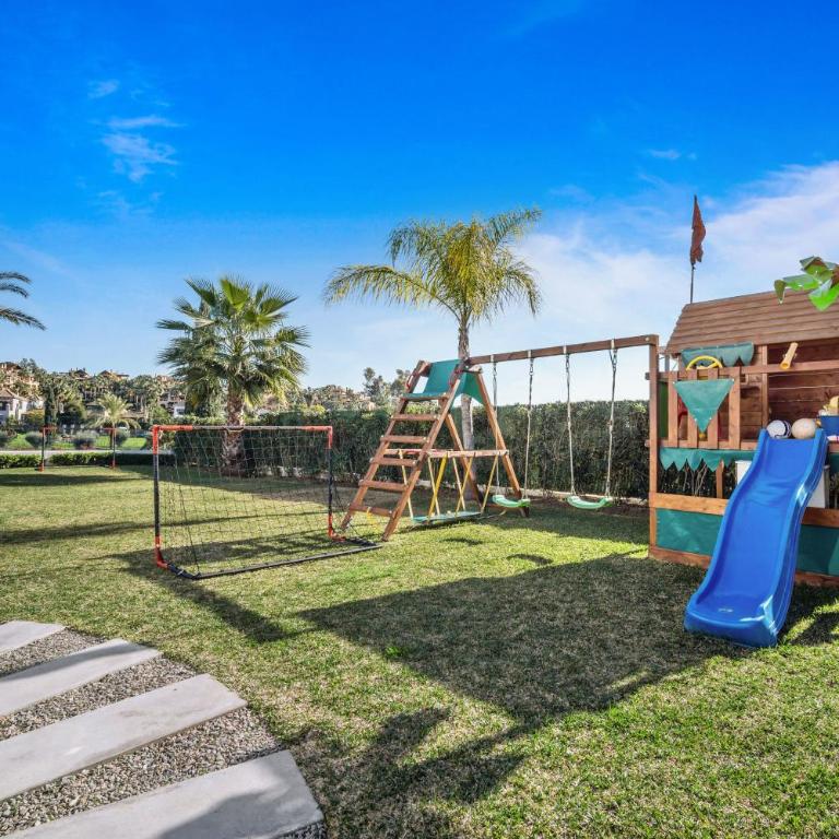 Villa Sandie Front Golf Cinema Room Sauna Jacuzzi Kids Playground - Villa - 13