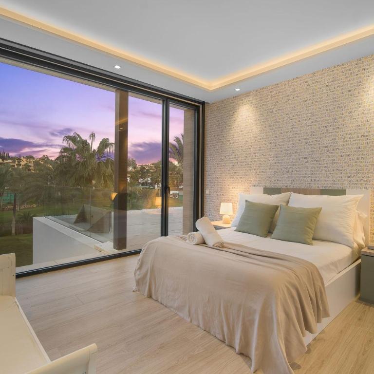 Villa Sandie Front Golf Cinema Room Sauna Jacuzzi Kids Playground - Villa - 39