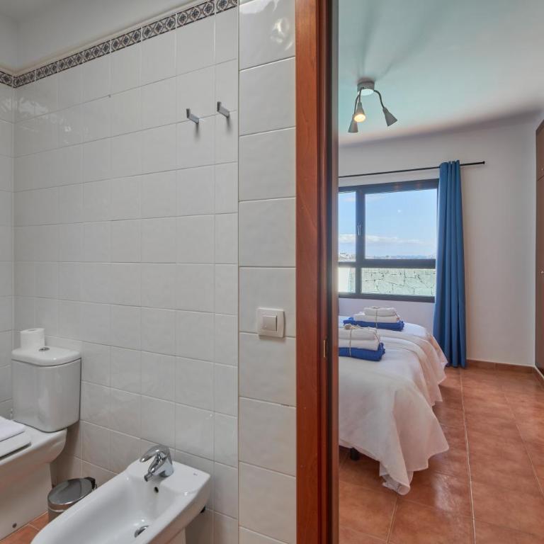 Bungalow María de Timanfaya - Sea and Mountains Views, Pool, WiFi, 15 minutes walk to Marina Rubicón - Three-Bedroom House - 23