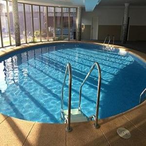 AMPLIO APARTAMENTO DÚPLEX con PISCINA - Three-Bedroom Apartment - 6