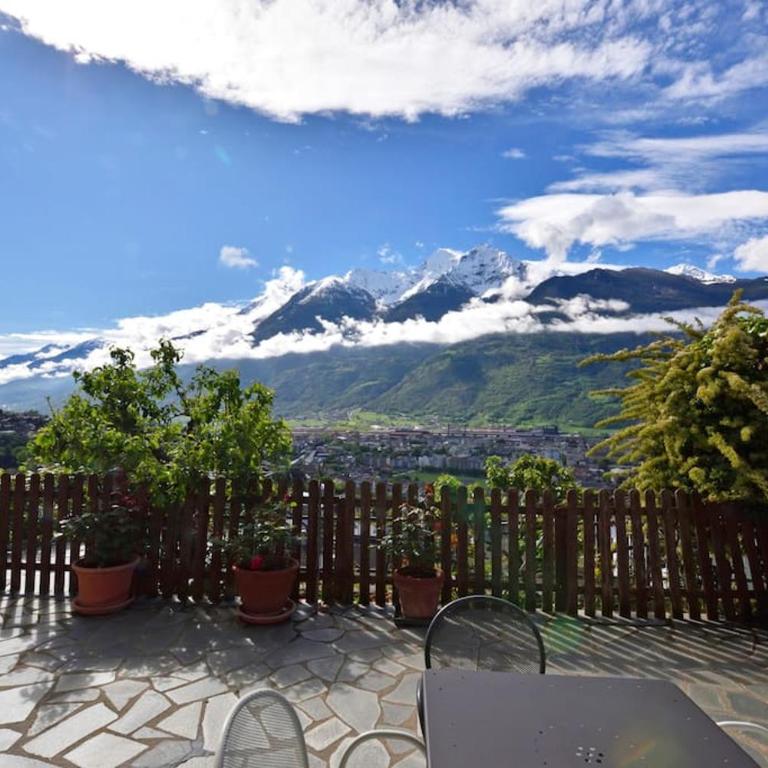 Aosta Mountain View Terrace- Bluchalet - One-Bedroom Apartment - 17