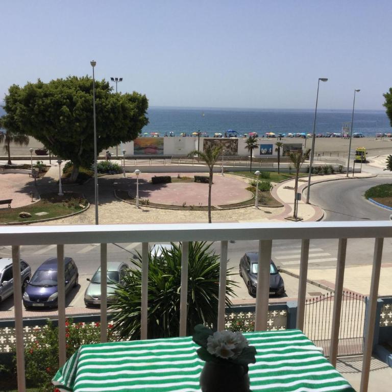 Piso frente al mar Luminoso Acogedor Alegre - Two-Bedroom Apartment - 1