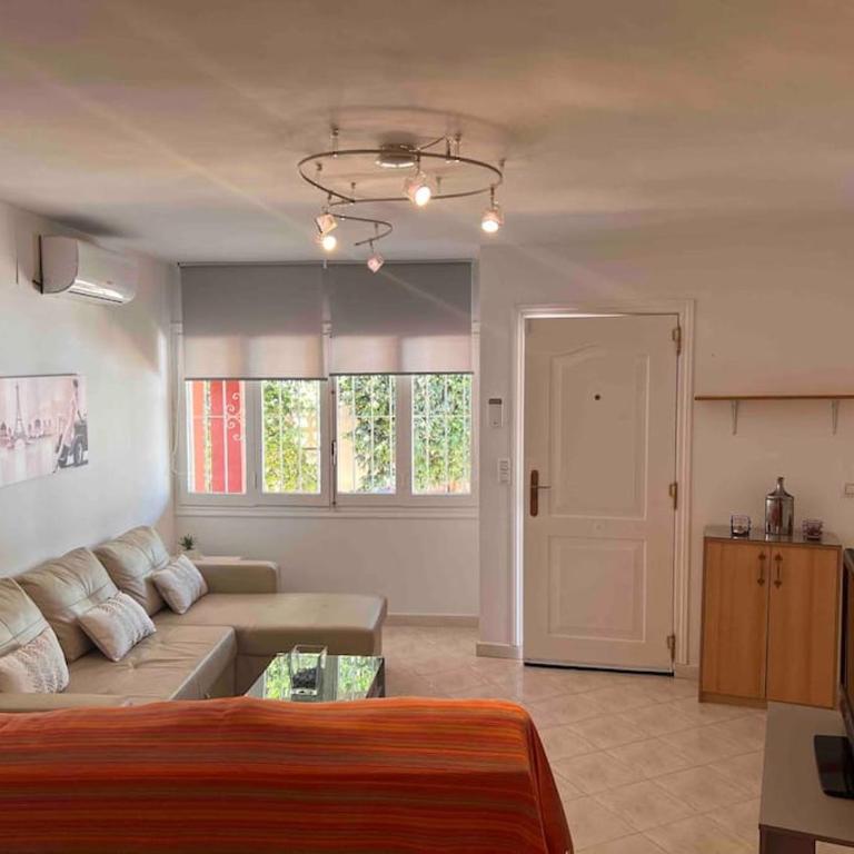 Bungalow in Calpe - swimming pool and tennis court - Two-Bedroom House - 14