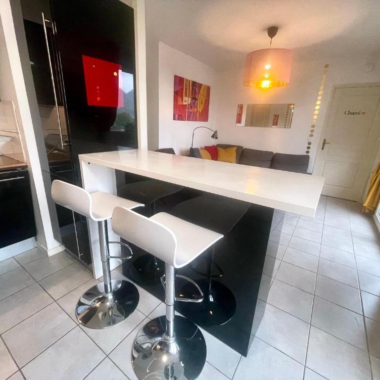 Neyrpic - Cocon douillet -balcon - Apartment mit 1 Schlafzimmer - 2