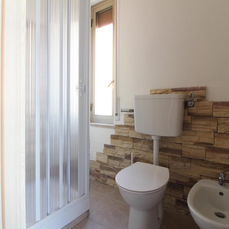 Acquacorrente Rooms - a due passi dal mare - Camera Matrimoniale con Balcone - 6