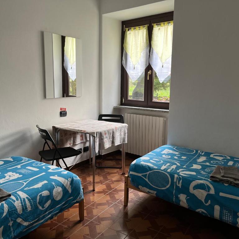 Il Cortile Como Single & Double Room in apartment NO HOTEL - Ampia Camera Matrimoniale - 5
