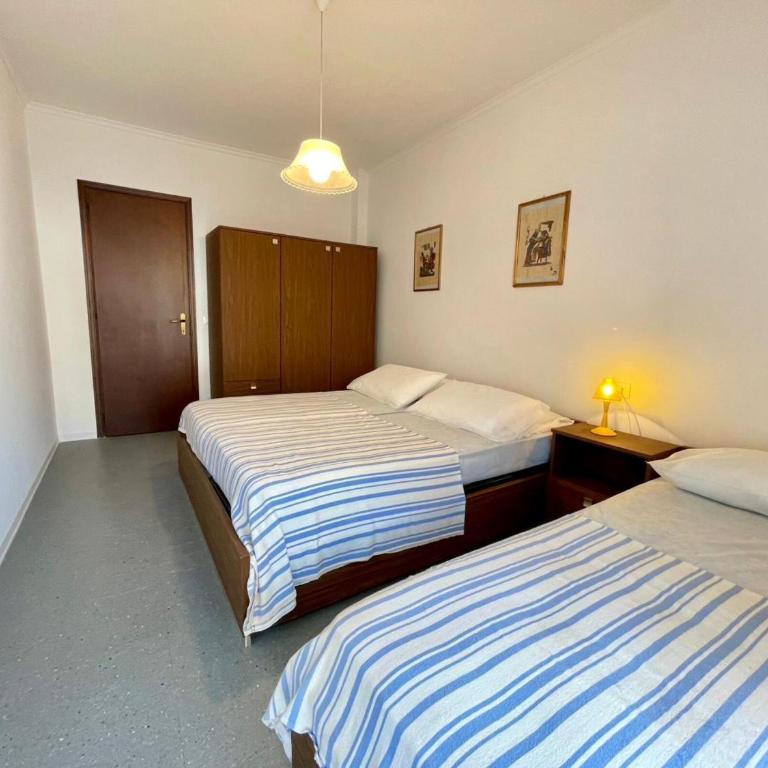 Flat in a residence with pool - Appartamento - 7