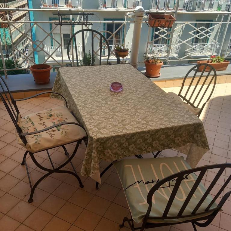 Alle Quattro Regine - Casa con 2 Camere da Letto - 2