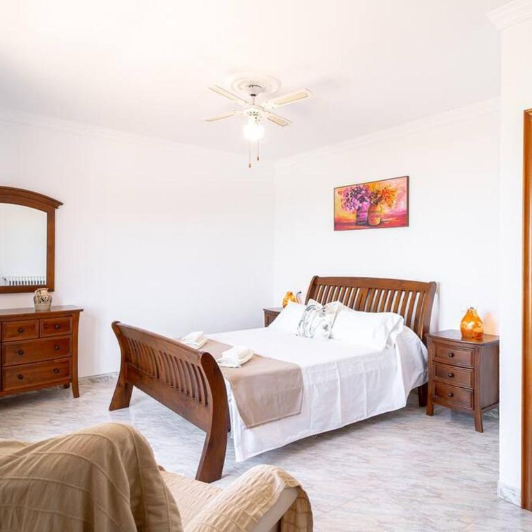 Dream villa with parking, private pool and see views - Villa - 12