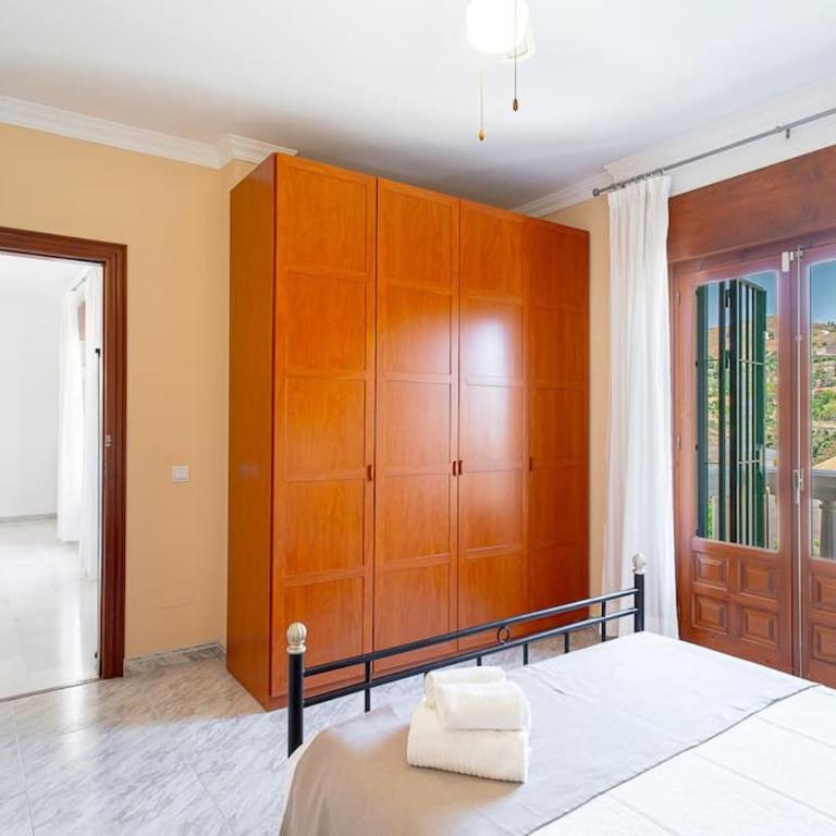Dream villa with parking, private pool and see views - Villa - 19