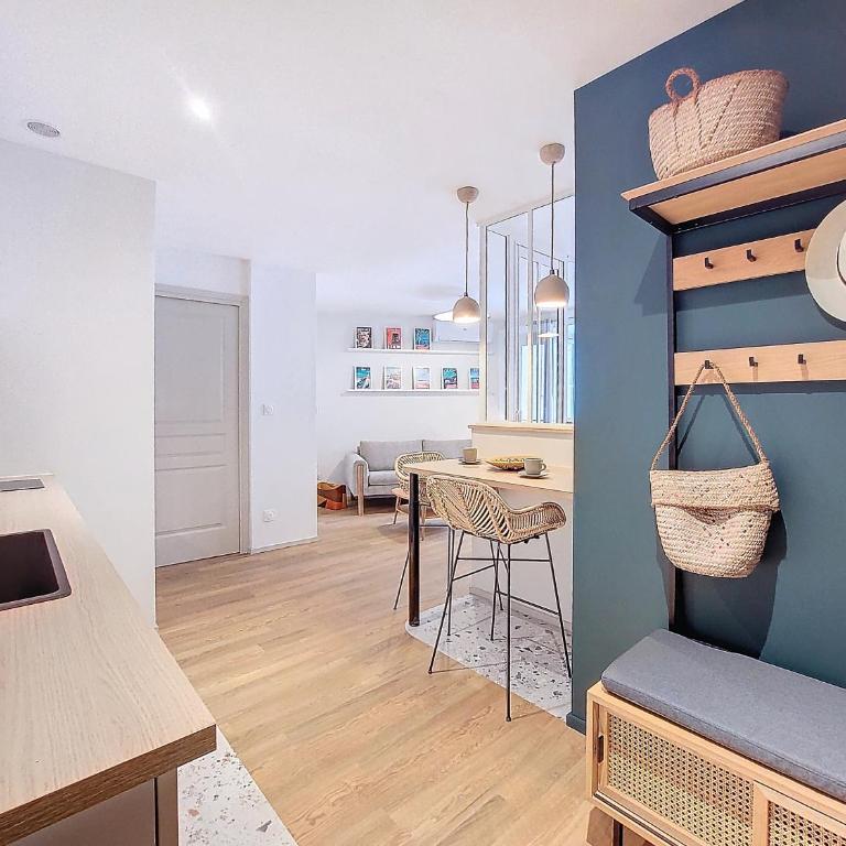 Nestor&Jeeves - PLACE DU PIN - Near Port - Old town - Appartement 1 Chambre avec Balcon - 7