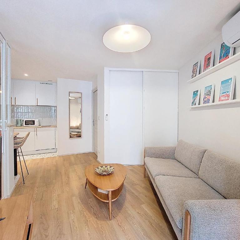 Nestor&Jeeves - PLACE DU PIN - Near Port - Old town - Appartement 1 Chambre avec Balcon - 11